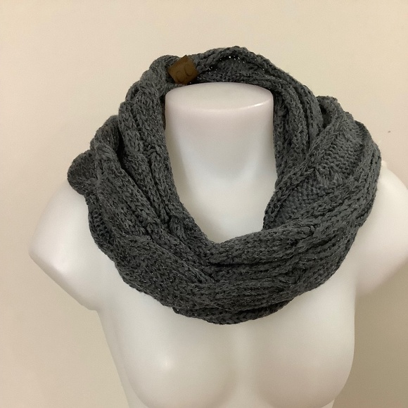 CC Grey Sparkly Cableknit infinity scarf - Picture 1 of 10
